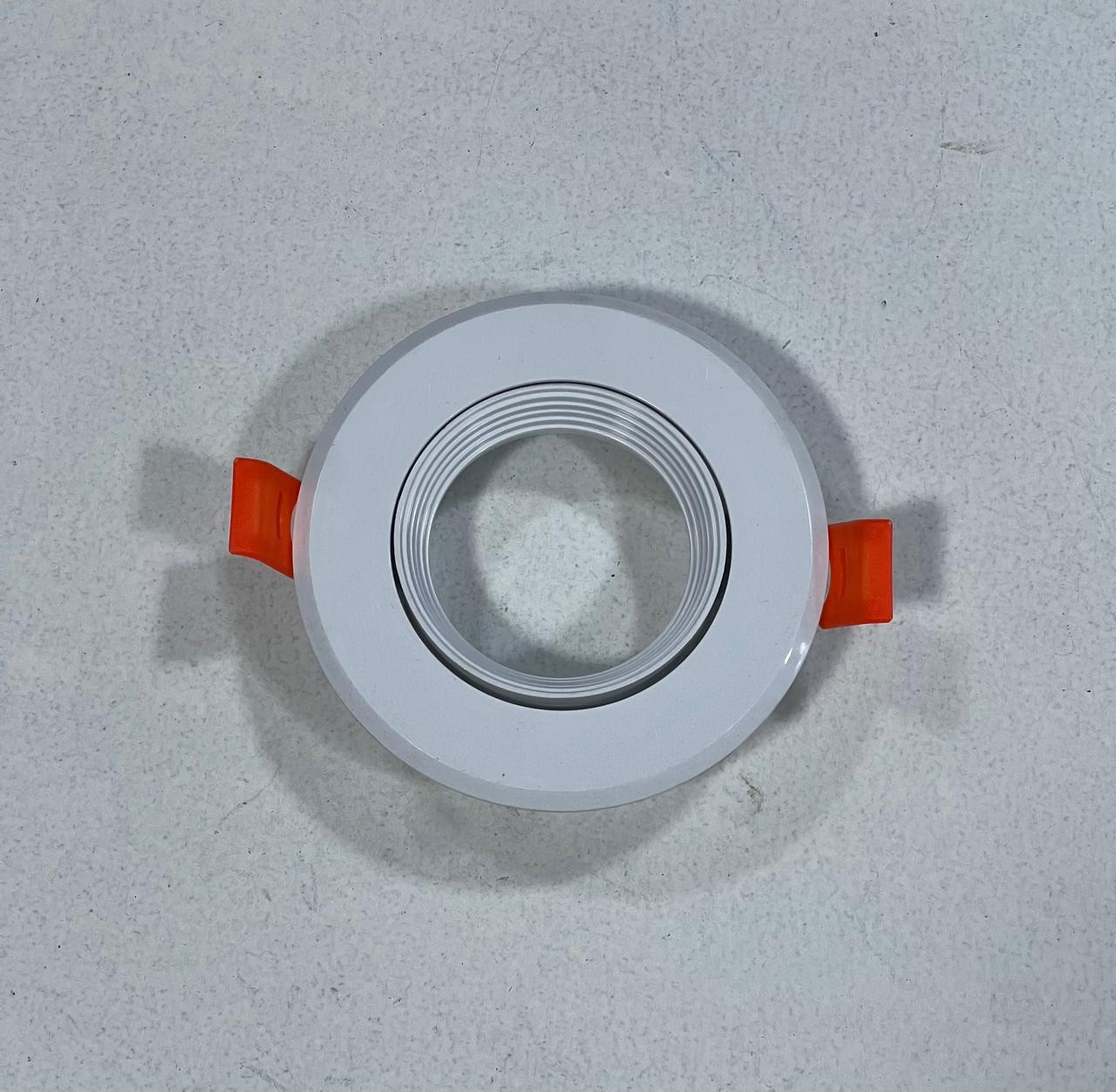 فريم اسبوت مدور ابيض