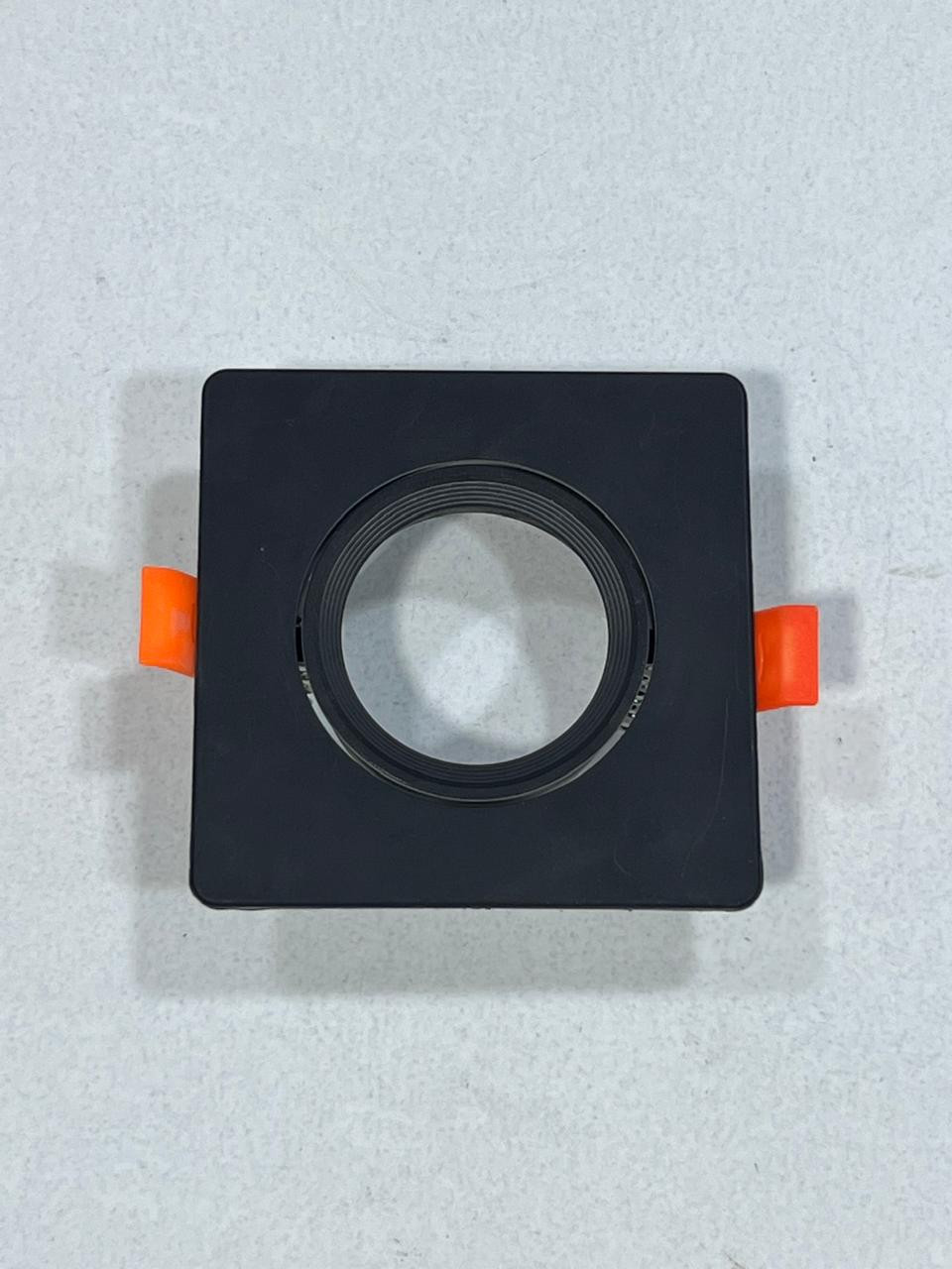 فريم اسبوت مربع فردي اسود